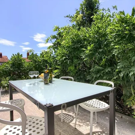 Ferienwohnung Fuer 4 Personen Ca 90 Qm In Pula, Istrien Istrische Riviera *